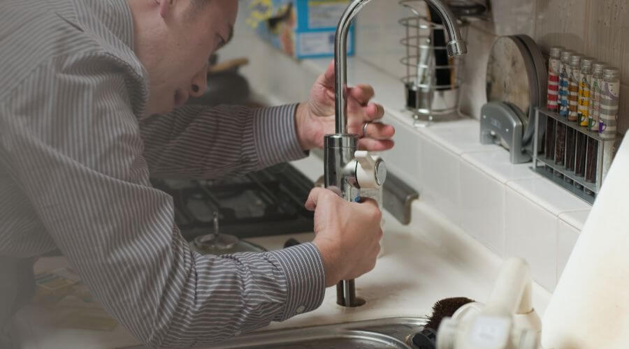 Expert burst pipe repair services in Simms, TX